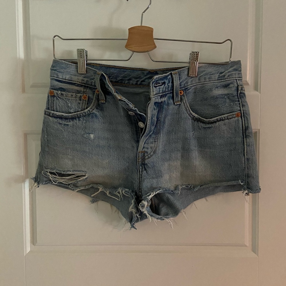 Levi’s shorts